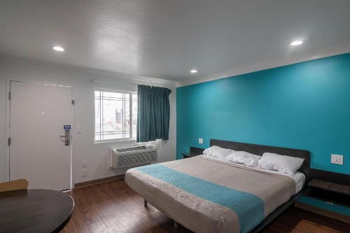 Motel 6-Norwalk CA - image 47