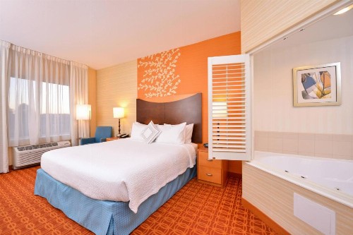 Fairfield Inn & Suites White Marsh - image 3