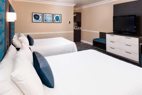 Best Western Plus Novato Oaks Inn - image 12