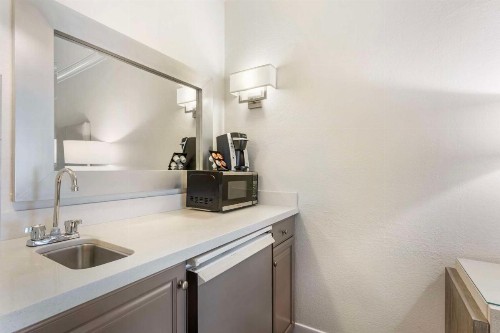 Best Western Plus Novato Oaks Inn - image 22