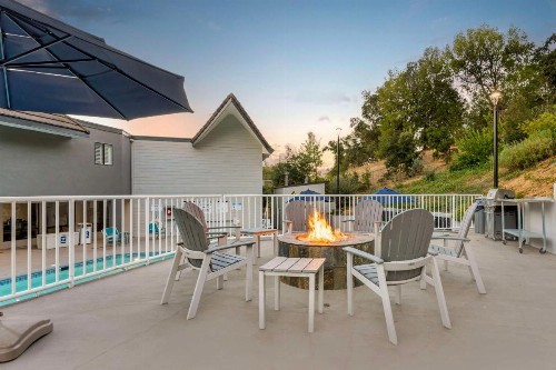Best Western Plus Novato Oaks Inn - image 43