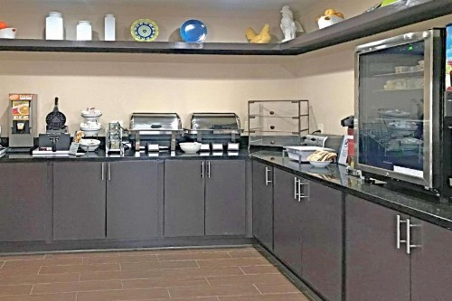 Best Western O'Fallon Hotel - image 16