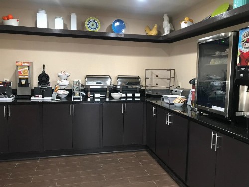 Best Western O'Fallon Hotel - image 5