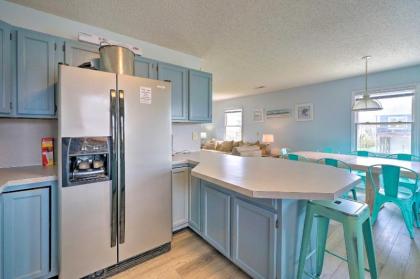 Pet-Friendly Home - A Block to Oak Island Beach! - image 11