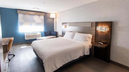 Holiday Inn Express Oakdale an IHG Hotel - image 15
