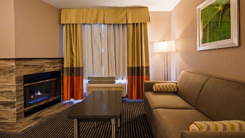 Best Western Plus Rama Inn & Suites - image 11