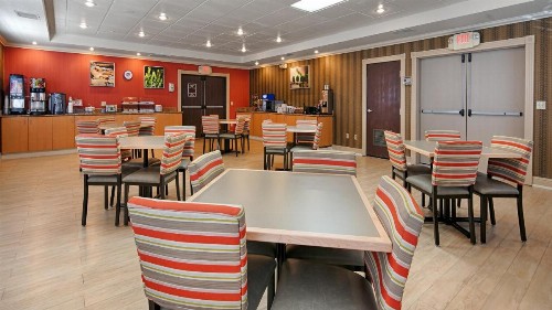 Best Western Plus Rama Inn & Suites - image 22