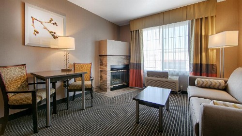 Best Western Plus Rama Inn & Suites - image 33
