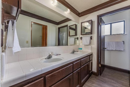 Mountain Trail Lodge and Vacation Rentals - image 44