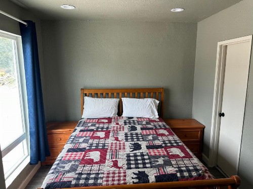 Mountain Trail Lodge and Vacation Rentals - image 6