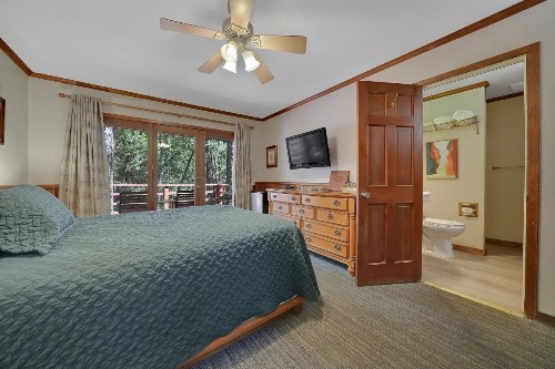 Narrow Gauge Inn - image 6