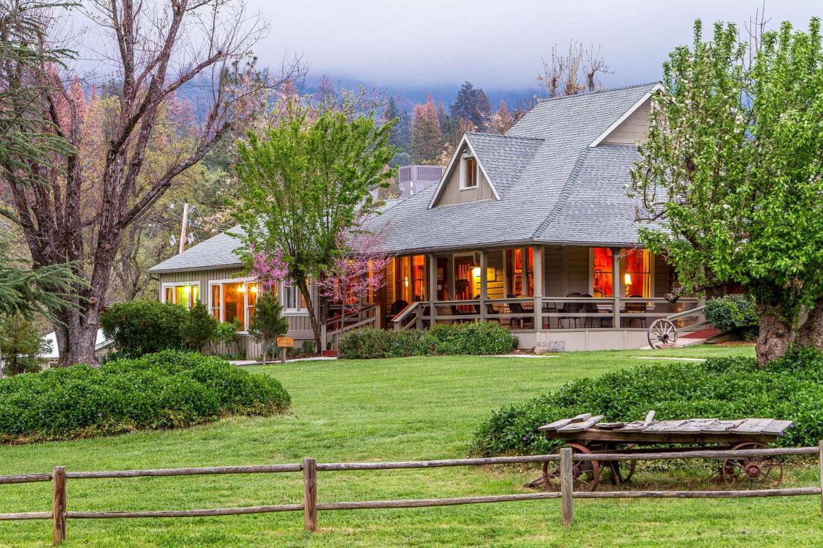 Sierra Sky Ranch Ascend Hotel Collection - main image