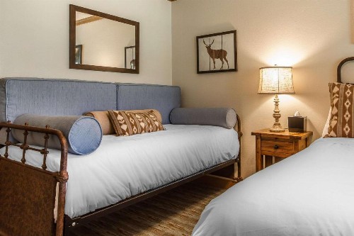 Sierra Sky Ranch Ascend Hotel Collection - image 24