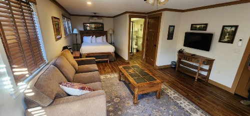 Sierra Sky Ranch Ascend Hotel Collection - image 3
