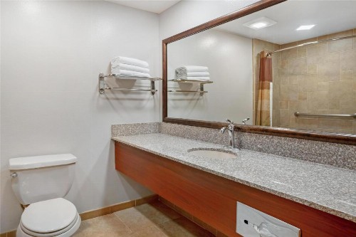 Best Western Plus Yosemite Gateway Inn - image 14