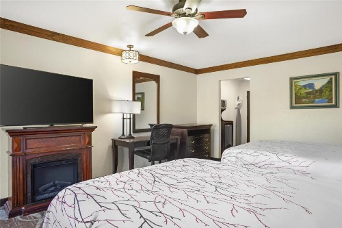 Best Western Plus Yosemite Gateway Inn - image 9