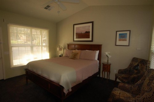 Queen's Inn By The River - image 37