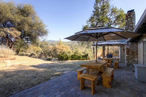 Lazy Bear Lodge - image 14