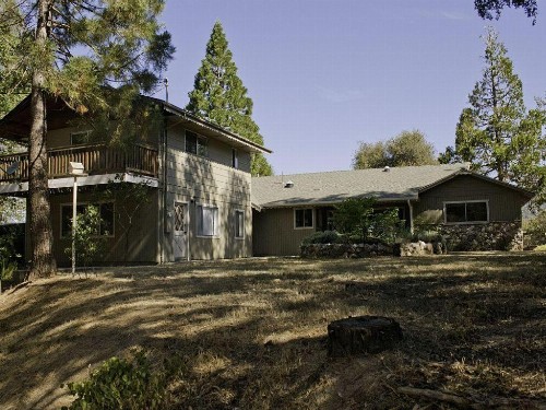 Lazy Bear Lodge - image 18