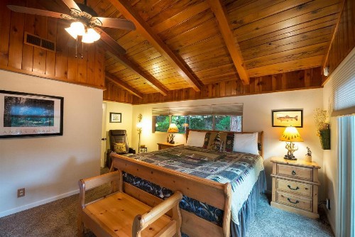 Sierra Springs - 4BR/3BA Holiday Home - image 12