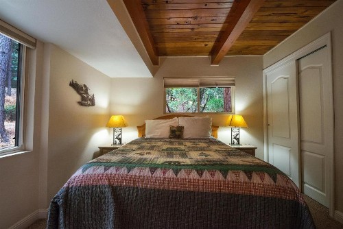 Sierra Springs - 4BR/3BA Holiday Home - image 18