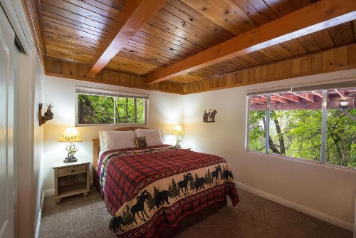 Sierra Springs - 4BR/3BA Holiday Home - image 20