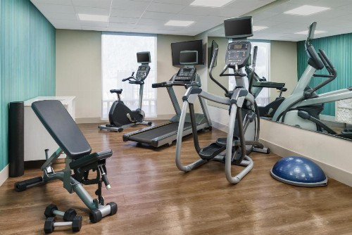Holiday Inn Express & Suites Oakhurst-Yosemite Park Area an IHG Hotel - image 15