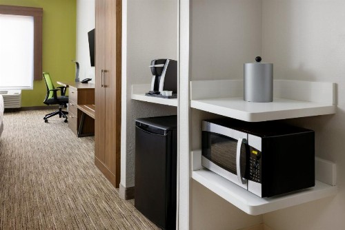 Holiday Inn Express & Suites Oakhurst-Yosemite Park Area an IHG Hotel - image 29