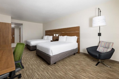 Holiday Inn Express & Suites Oakhurst-Yosemite Park Area an IHG Hotel - image 37