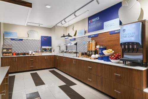 Holiday Inn Express & Suites Oakhurst-Yosemite Park Area an IHG Hotel - image 39