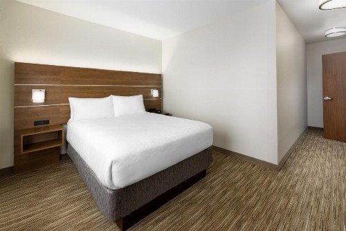 Holiday Inn Express & Suites Oakhurst-Yosemite Park Area an IHG Hotel - image 40