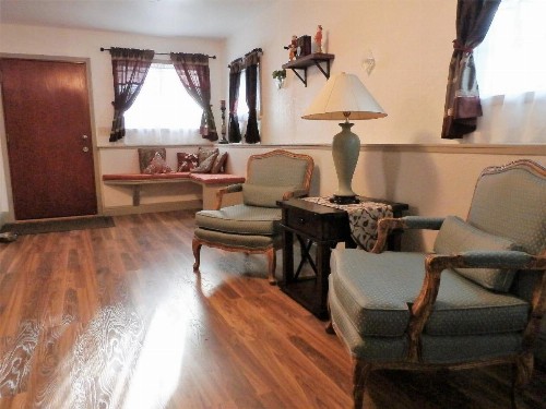 NEW CHARMING 2 BEDROOMS UNIT CLOSE TO EVERYTHING - image 30