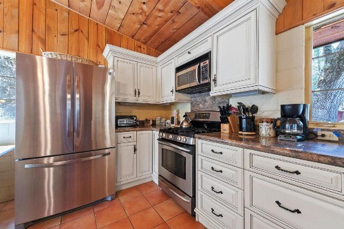 The Ranch- The Ultimate Family Retreat - image 7
