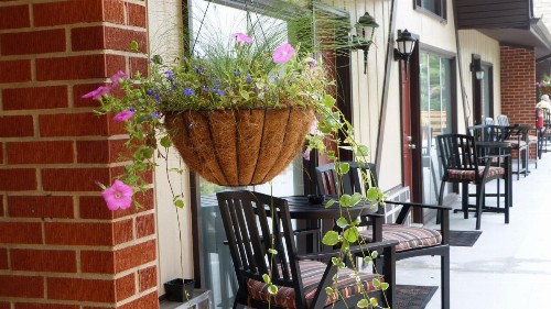 Inn at Deep Creek - image 4