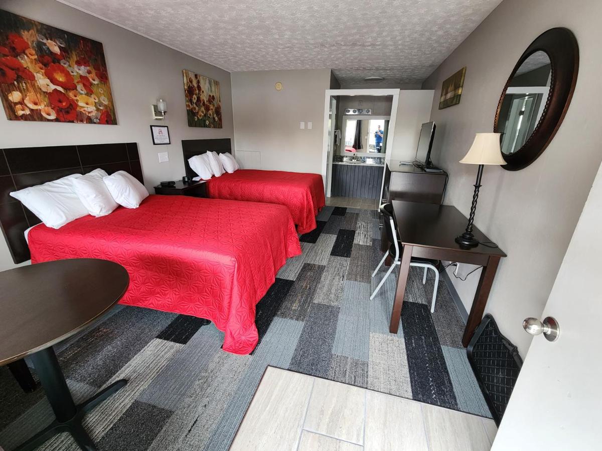 Oak Mar Motel - image 3