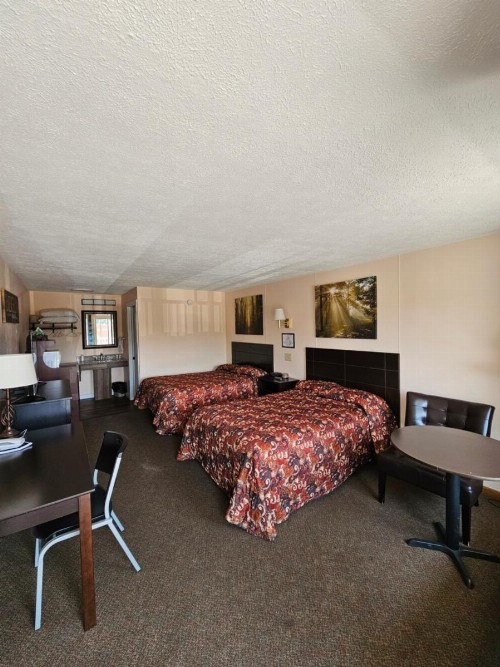 Oak Mar Motel - image 6