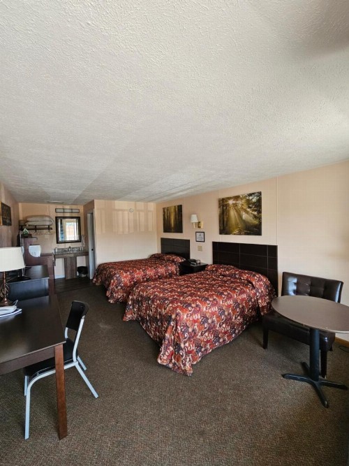 Oak Mar Motel - image 8