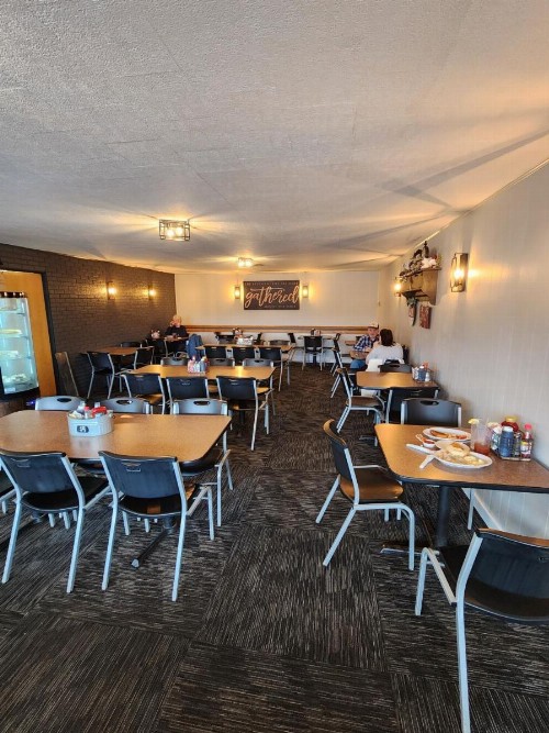 Oak Mar Motel - image 9