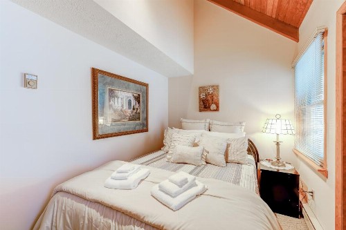 Baileigh's Bungalow - image 7