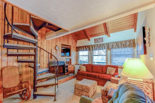 Baileigh's Bungalow - image 9