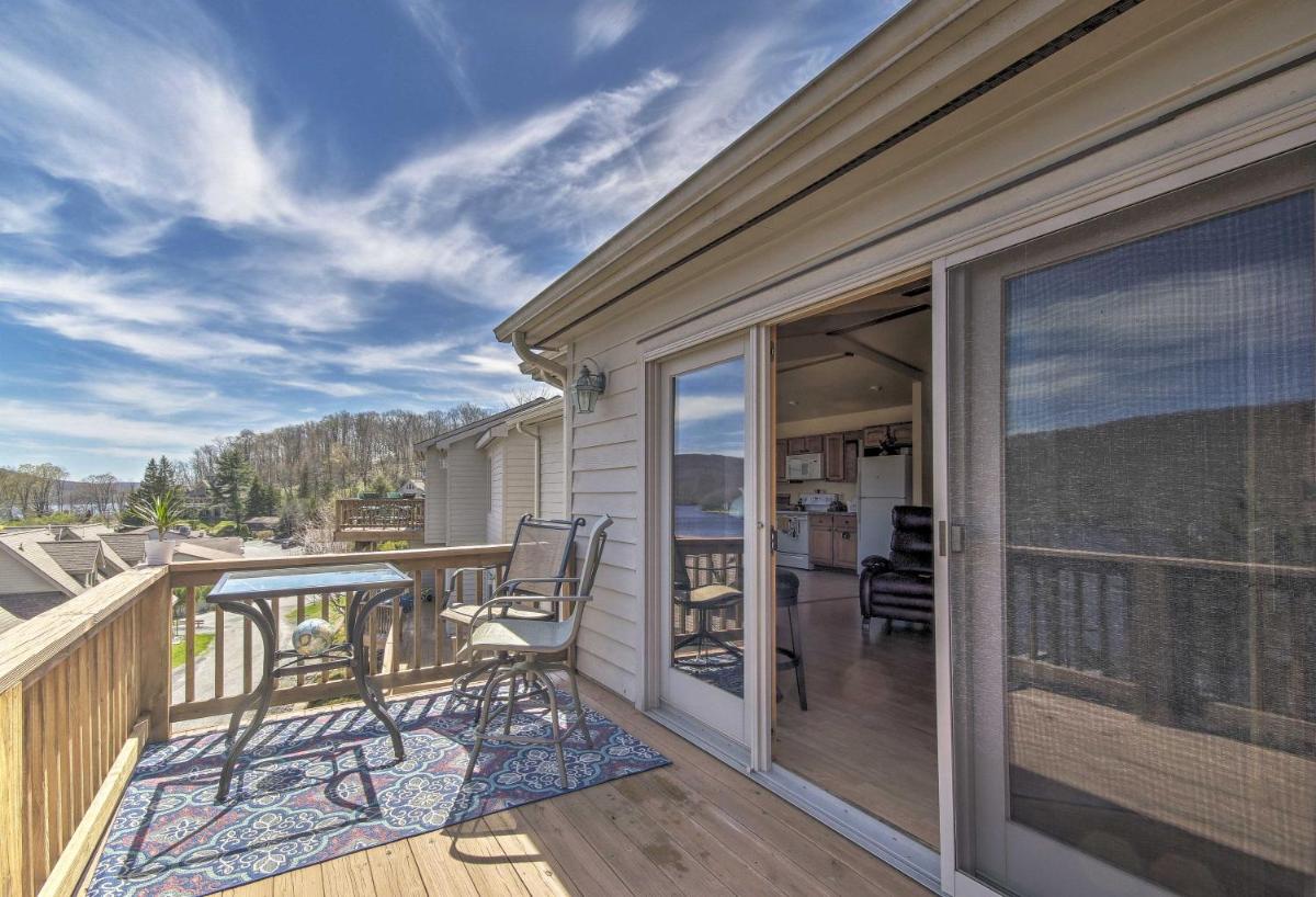 Deep Creek Lake Townhome with Deck and Water Views - image 5