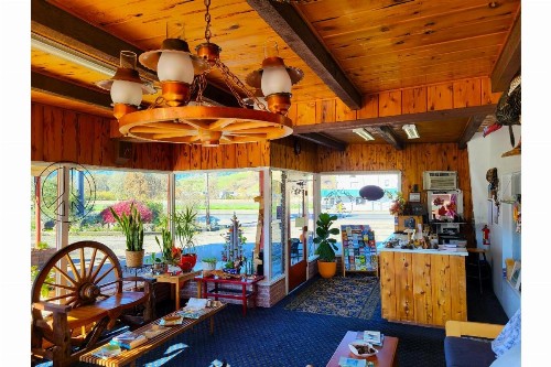 Ranch Motel - image 15