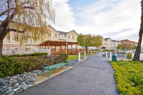 Homewood Suites by Hilton - Oakland Waterfront - image 23