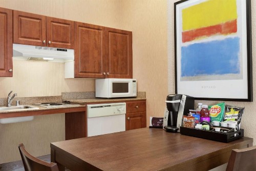 Homewood Suites by Hilton - Oakland Waterfront - image 28