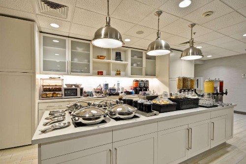 Homewood Suites by Hilton - Oakland Waterfront - image 31