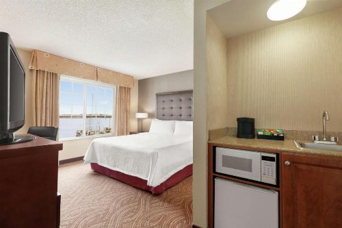 Homewood Suites by Hilton - Oakland Waterfront - image 44