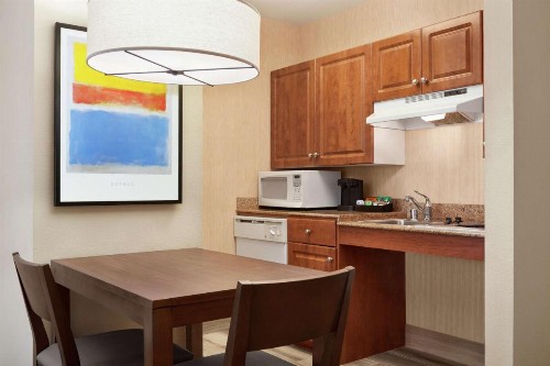 Homewood Suites by Hilton - Oakland Waterfront - image 46