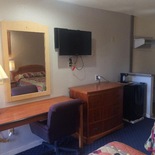 Crown Lodge Motel Oakland - image 11