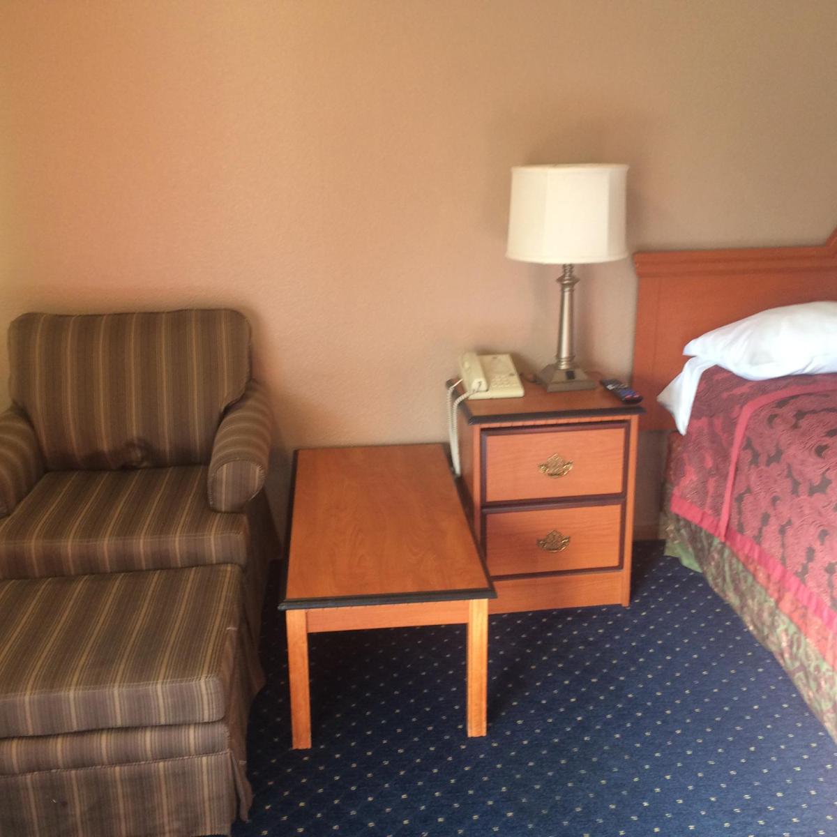 Crown Lodge Motel Oakland - image 7