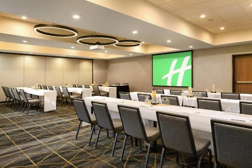Holiday Inn Oakland Airport an IHG Hotel - image 11